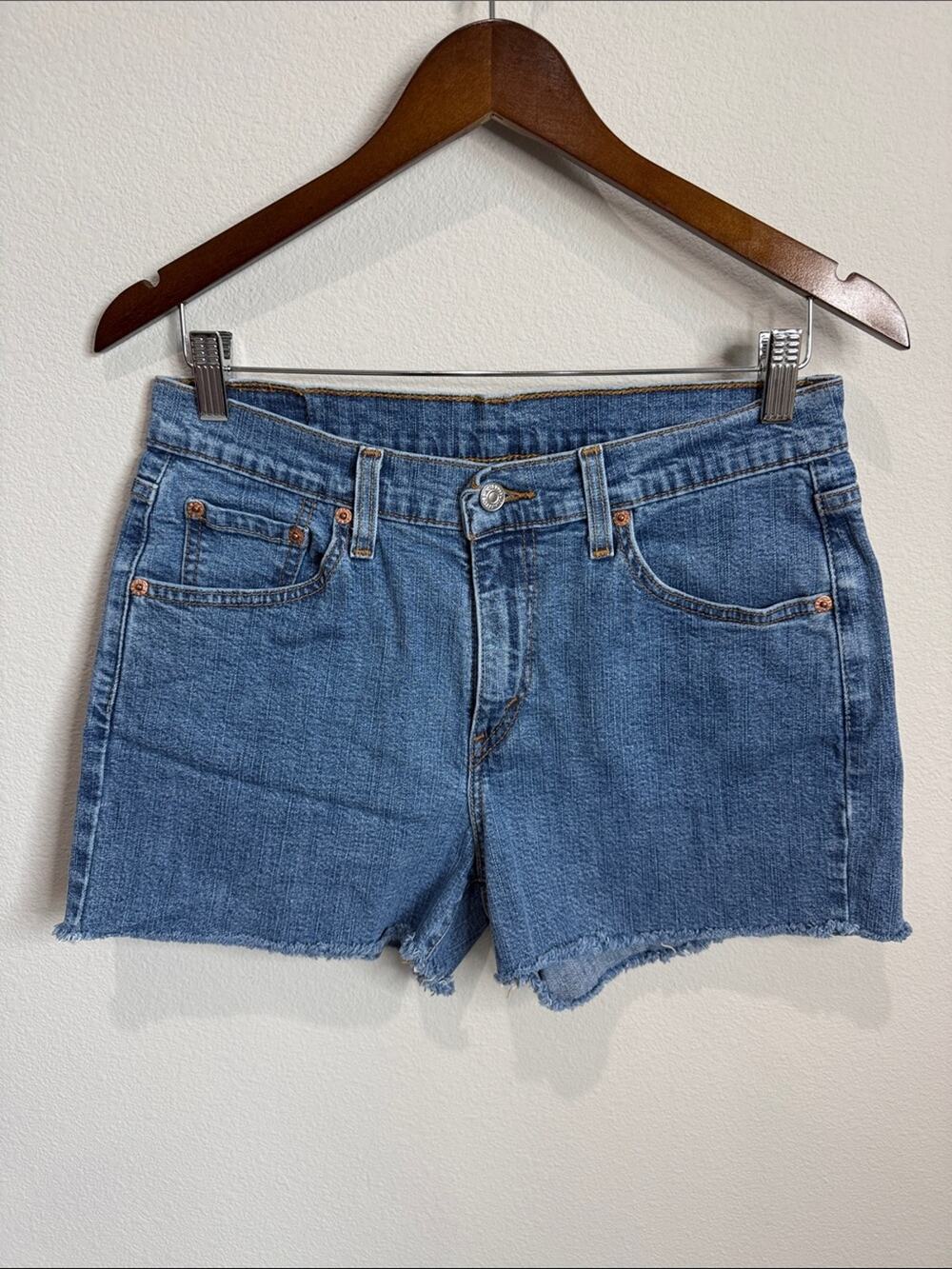 Levis Med Wash Cutoff Jean Shorts No Tag 3" Inseam Waist Size 29"